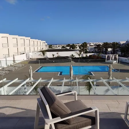 Aguamarina Senator Apartment